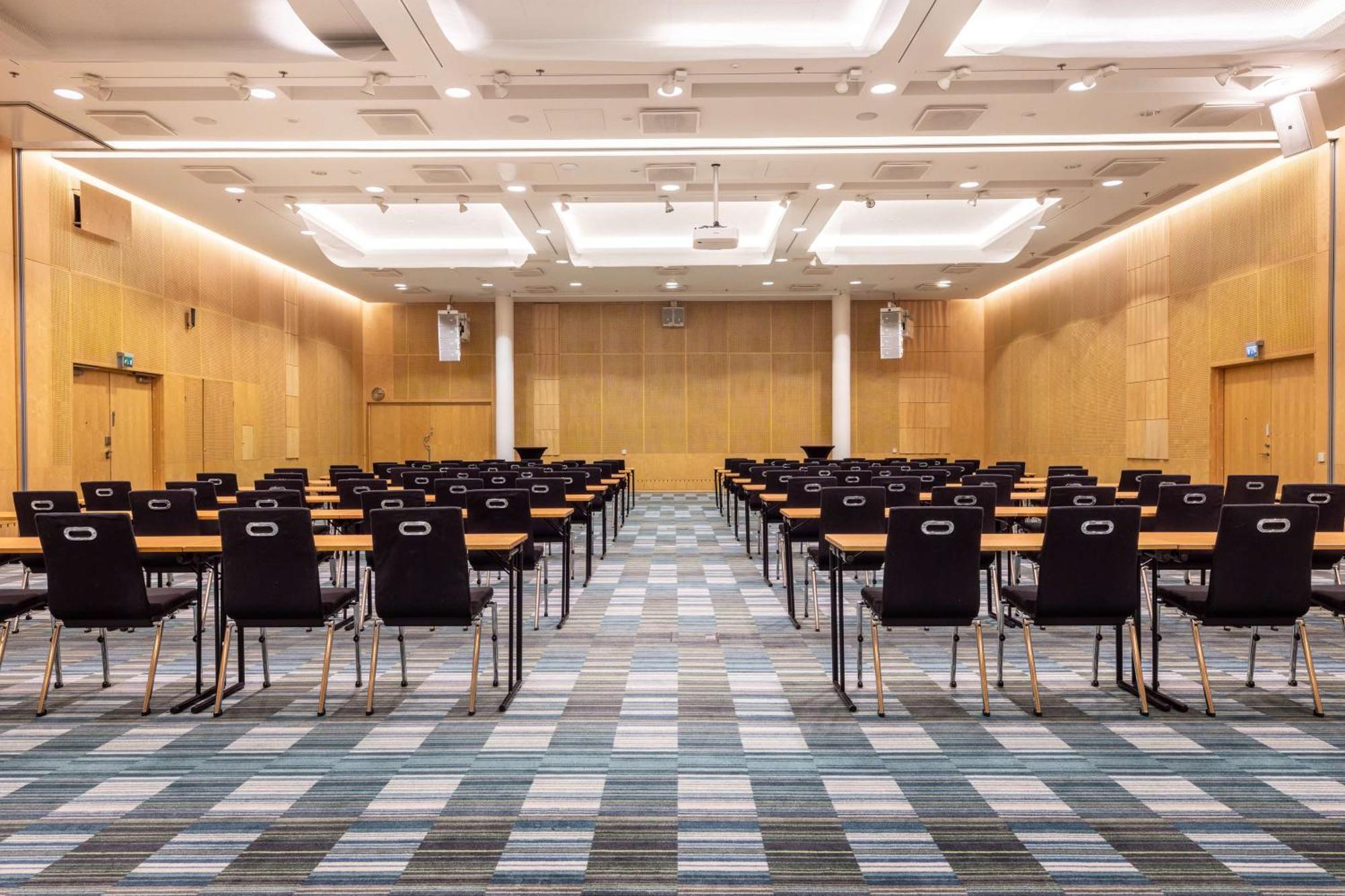 Hilton Helsinki Airport Hotel