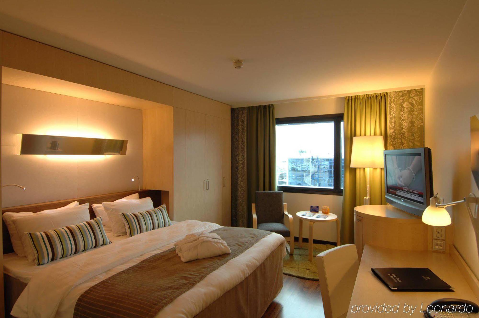 Hilton Helsinki Airport 4*